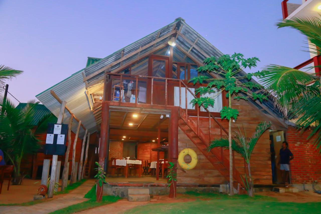 Hi Win Hotel 칠라우 외부 사진